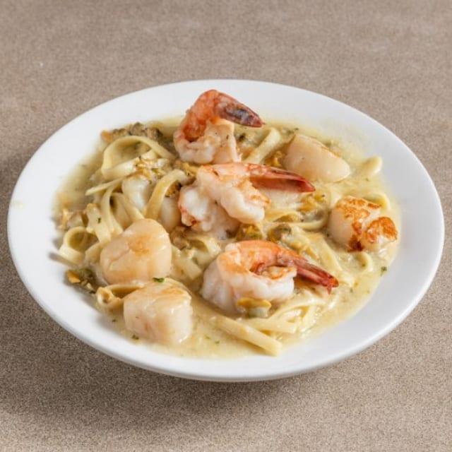 Shrimp Alfredo.